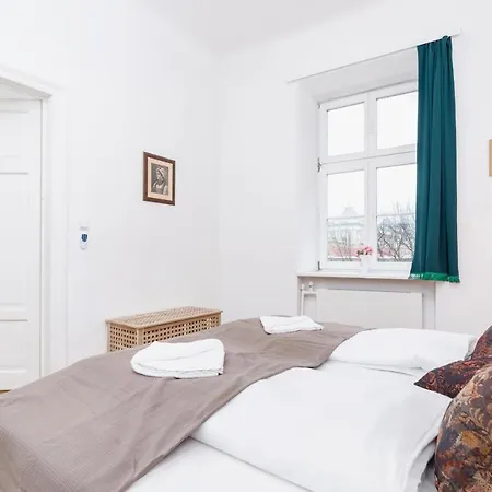 Apartament Przy Murach By Renters Apartment *